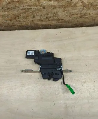 Volvo S90, V90 Seat back rest lock catch 31436463