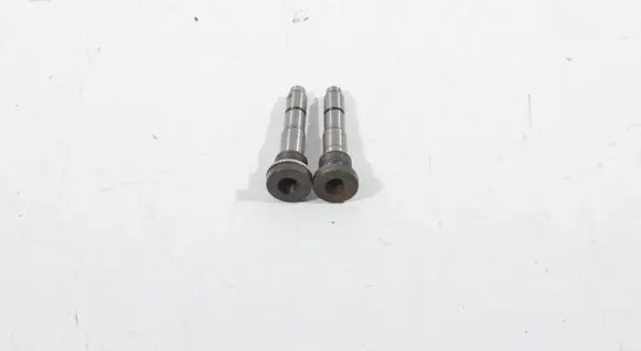 Porsche 911 996 Cylinder head bolts 95910517501 99610517570 99610517571