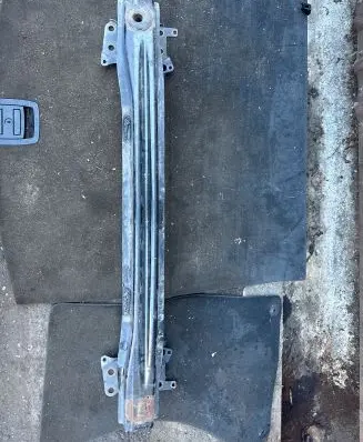 Volkswagen Touran I Front bumper cross member
