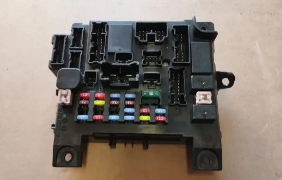 Mitsubishi ASX Fuse module 8637A645