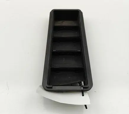 Land Rover Range Rover Sport L461 Quarter panel pressure vent GX63280B62AA