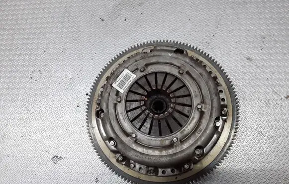 Mitsubishi Colt Clutch set kit 121878003225