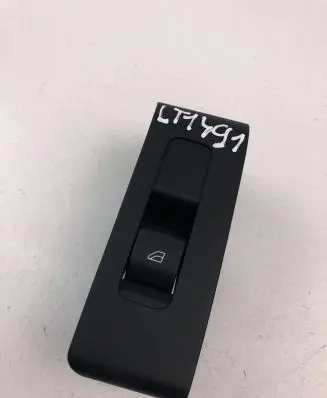 Volvo XC40 Electric window control switch 31456060
