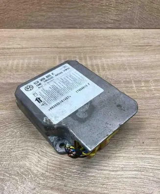 Volkswagen Polo IV 9N3 Airbag control unit/module 1C0909605K