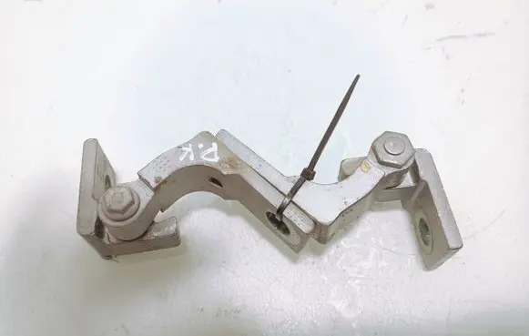 Front door hinge set