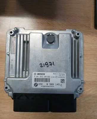 BMW X1 F48 F49 Engine control unit/module 0281032308 032396354 8589145