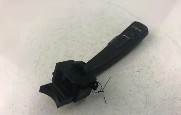 Volvo V50 Indicator stalk 17D770
