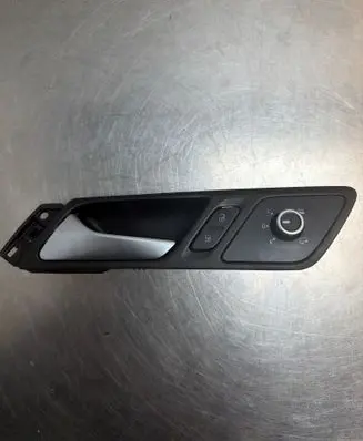Volkswagen Jetta VI Tailgate handle with camera 5C7837113L 2654899