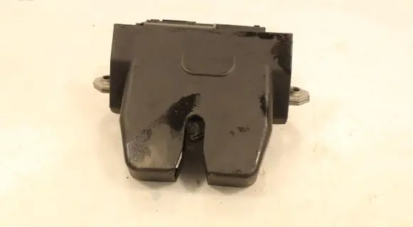 Volvo S40 Tailgate/trunk/boot lock/catch/latch 8M51F442A66AC