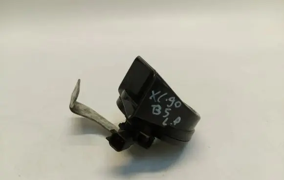 Volvo XC90 Horn signal 32328569