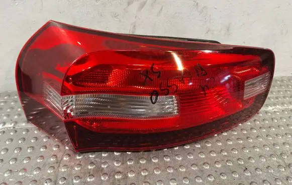 Citroen C4 II Picasso Rear/tail lights S25081034