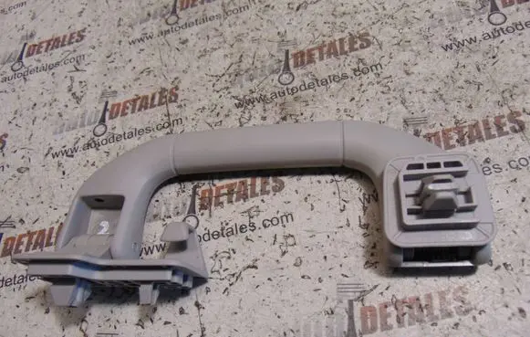 Mercedes-Benz E W212 Rear interior roof grab handle A2048100151