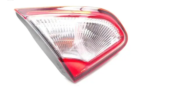 Tailgate rear/tail lights