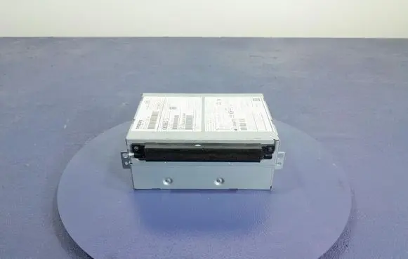 Volvo XC60 Radio/CD/DVD/GPS head unit 31667135AA