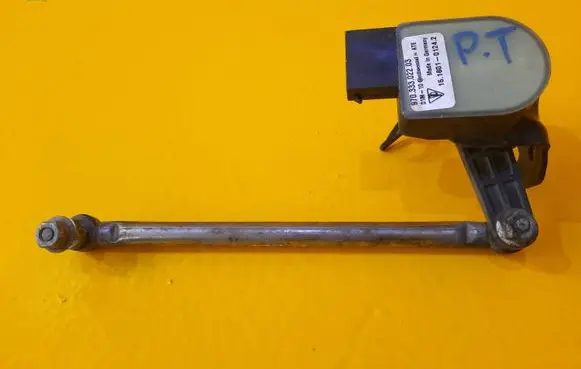 Headlight/headlamp level sensor