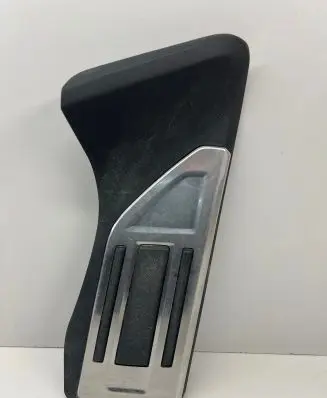 Peugeot 5008 II Foot rest pad/dead pedal 9811350880