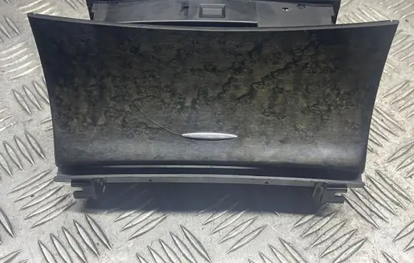 Mercedes-Benz E W211 Car ashtray A2118101330