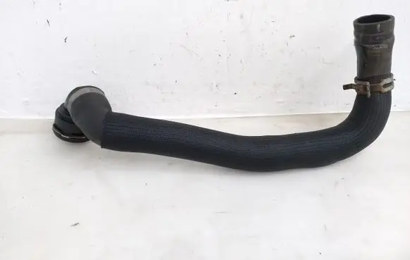 Volvo S60 Engine coolant pipe/hose 31474863