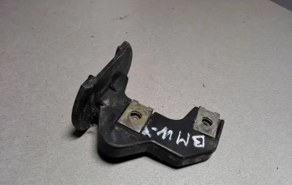 BMW 5 E39 Front bumper mounting bracket 51118159362