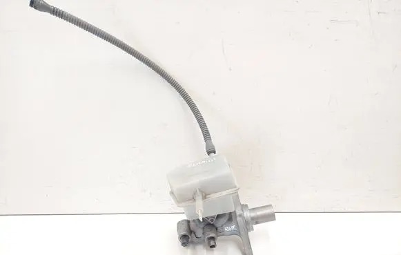 Renault Espace - Grand espace IV Master brake cylinder 8200181766 8200181766A