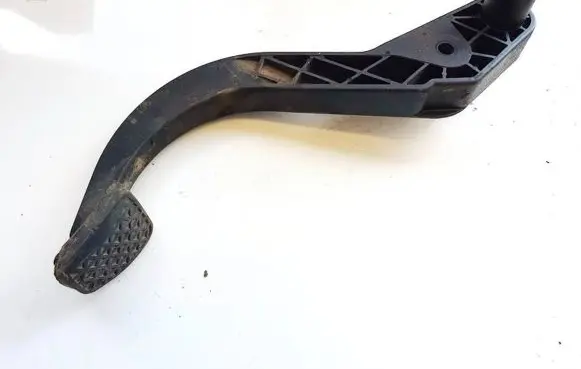Opel Astra G Clutch pedal 90539237 28870