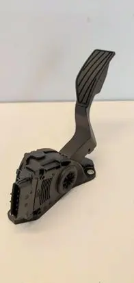 Suzuki SX4 S-Cross Accelerator throttle pedal 49400-68L01