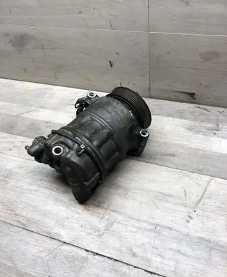 Land Rover Discovery 4 - LR4 Air conditioning (A/C) compressor (pump) 9X2319D629DA 075926101B4 PXC161656P