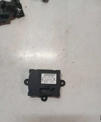 Volvo V70 Door control unit/module 7G9T14B534BF 1001220200