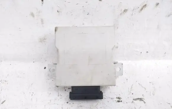 Toyota Avensis T250 Window wiper relay 150696