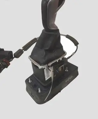 Citroen C5 Gear shifter/selector 9681471580