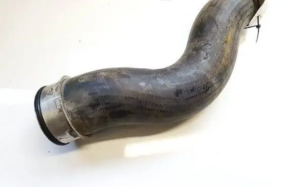Volkswagen Golf V Intercooler hose/pipe 