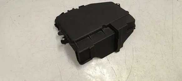 Mercedes-Benz GLB x247 Fuse box cover A2475407800 A2475409500