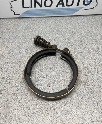 BMW 5 E60 E61 Muffler pipe connector clamp 7793677