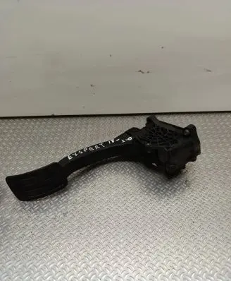 Peugeot Expert Accelerator throttle pedal 9674829780 2704024 86ET40
