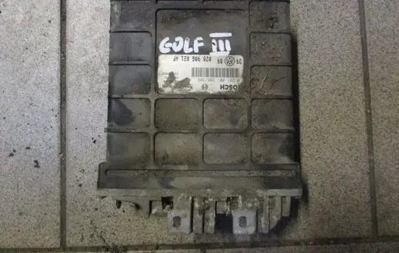 Volkswagen Golf III Engine control unit/module 028906021AF