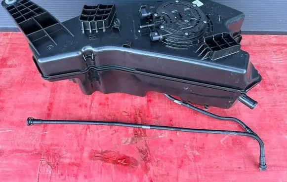BMW X6 G06 AdBlue liquid reservoir 