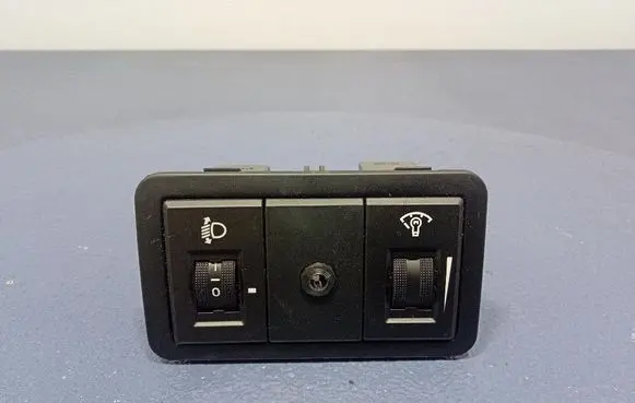 Hyundai i20 (PB PBT) Light switch 937001J550