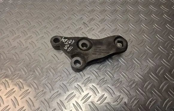 Audi A8 S8 D3 4E Engine mounting bracket 4E0199603S