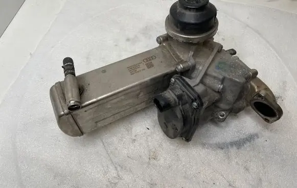Volkswagen Touareg III EGR valve cooler 059131511 124120 AH6060418