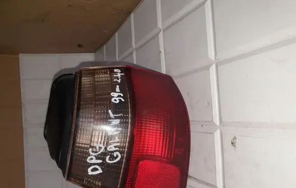 Mitsubishi Galant Rear/tail lights 22087201