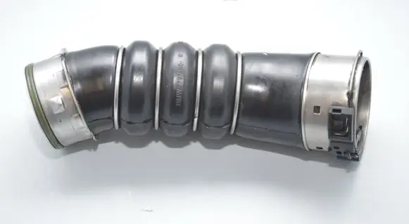 BMW 1 E81 E87 Intercooler hose/pipe 7797480