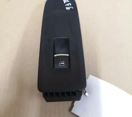 Volkswagen Golf VI Electric window control switch 5K0867256