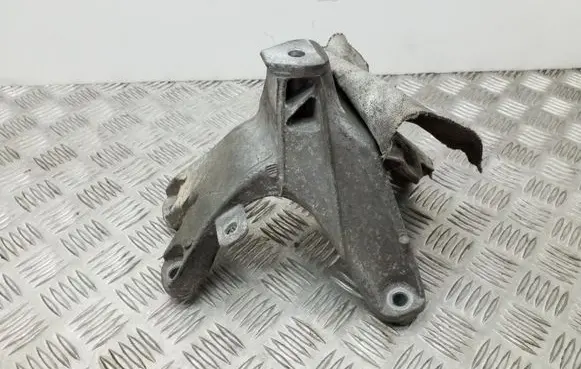 Audi A4 S4 B8 8K Engine mounting bracket 8K0199308BE