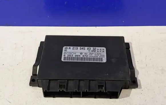 Mercedes-Benz CLS C219 Parking PDC control unit/module A2195450332 0263004072
