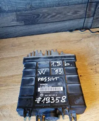 Volkswagen PASSAT B3 Engine control unit/module 357907311A