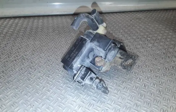 Opel Insignia A Turbo solenoid valve 55575611 70397800
