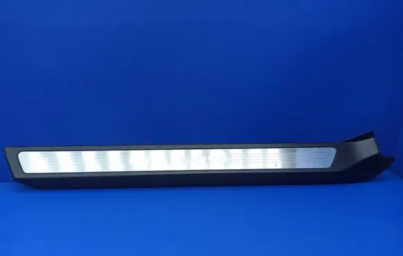 Mercedes-Benz E C207 W207 Side skirt front trim A2076800235