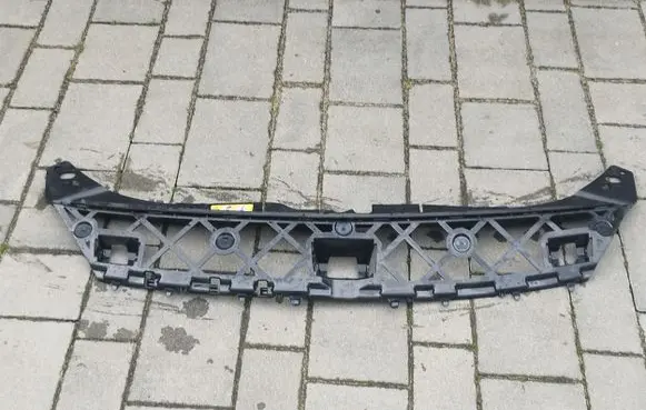 Mercedes-Benz CLA C118 X118 Front bumper mounting bracket A1188851403