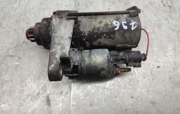 Skoda Fabia Mk1 (6Y) Starter motor 02T911023S