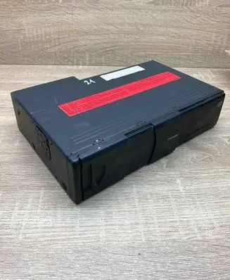 BMW 5 E39 CD/DVD changer 6913388 10211550